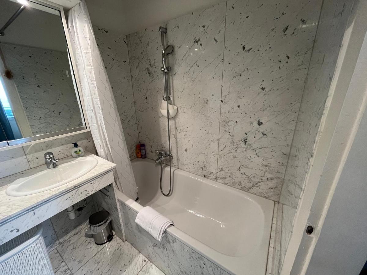 Апартаменти Stylish Apt Near Urania 1Br Відень Екстер'єр фото