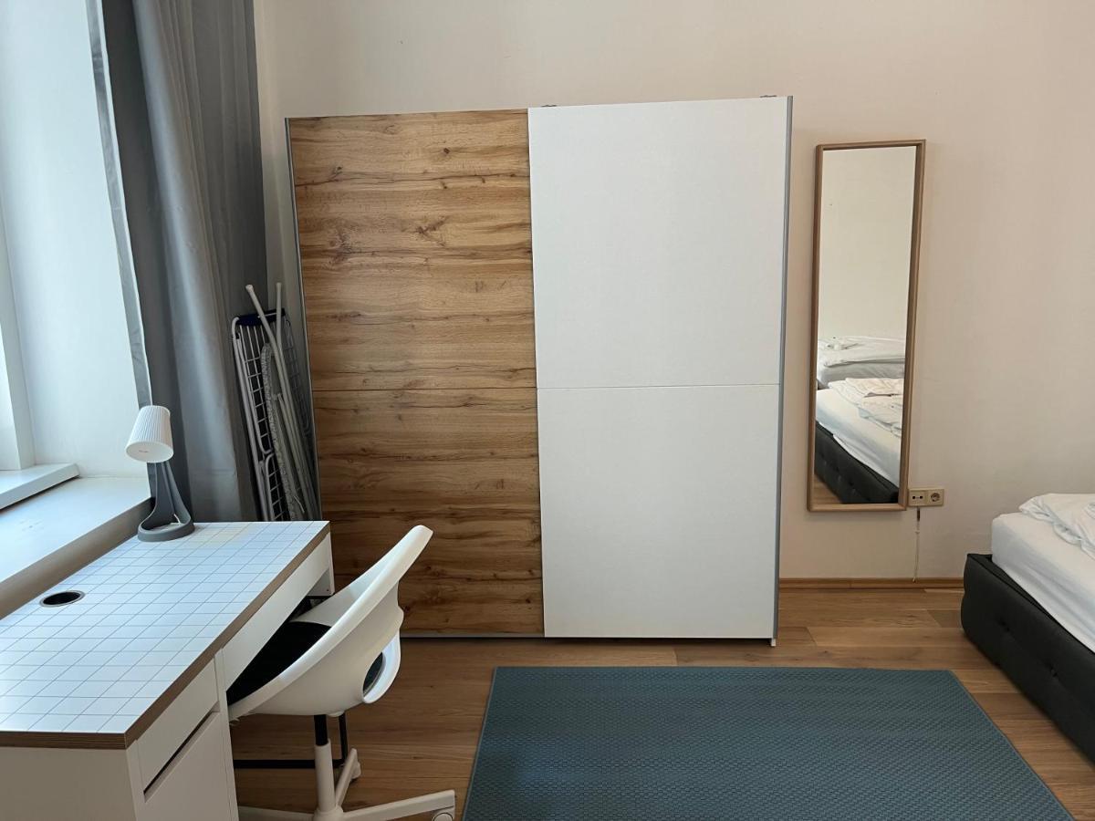 Апартаменти Stylish Apt Near Urania 1Br Відень Екстер'єр фото