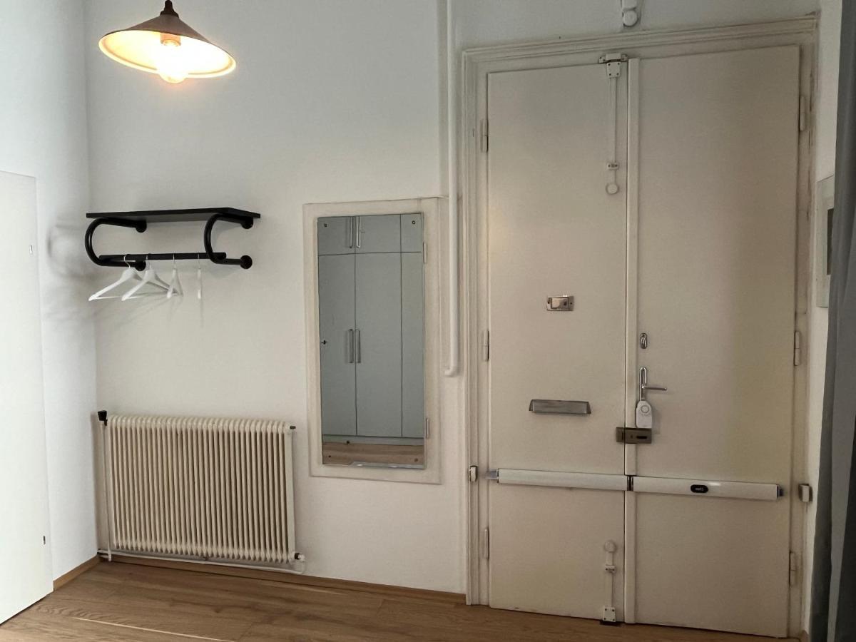 Апартаменти Stylish Apt Near Urania 1Br Відень Екстер'єр фото