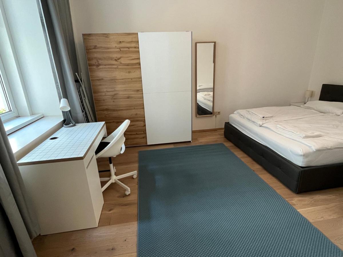 Апартаменти Stylish Apt Near Urania 1Br Відень Екстер'єр фото